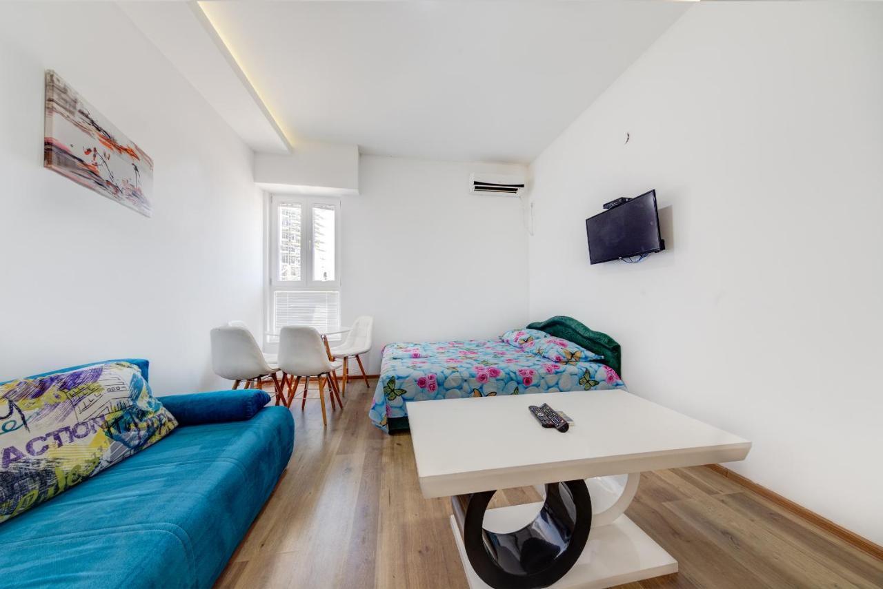 Post Office Center Apartments ブドヴァ エクステリア 写真