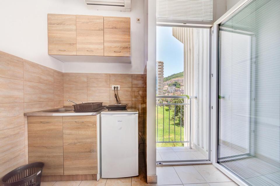 Post Office Center Apartments ブドヴァ エクステリア 写真